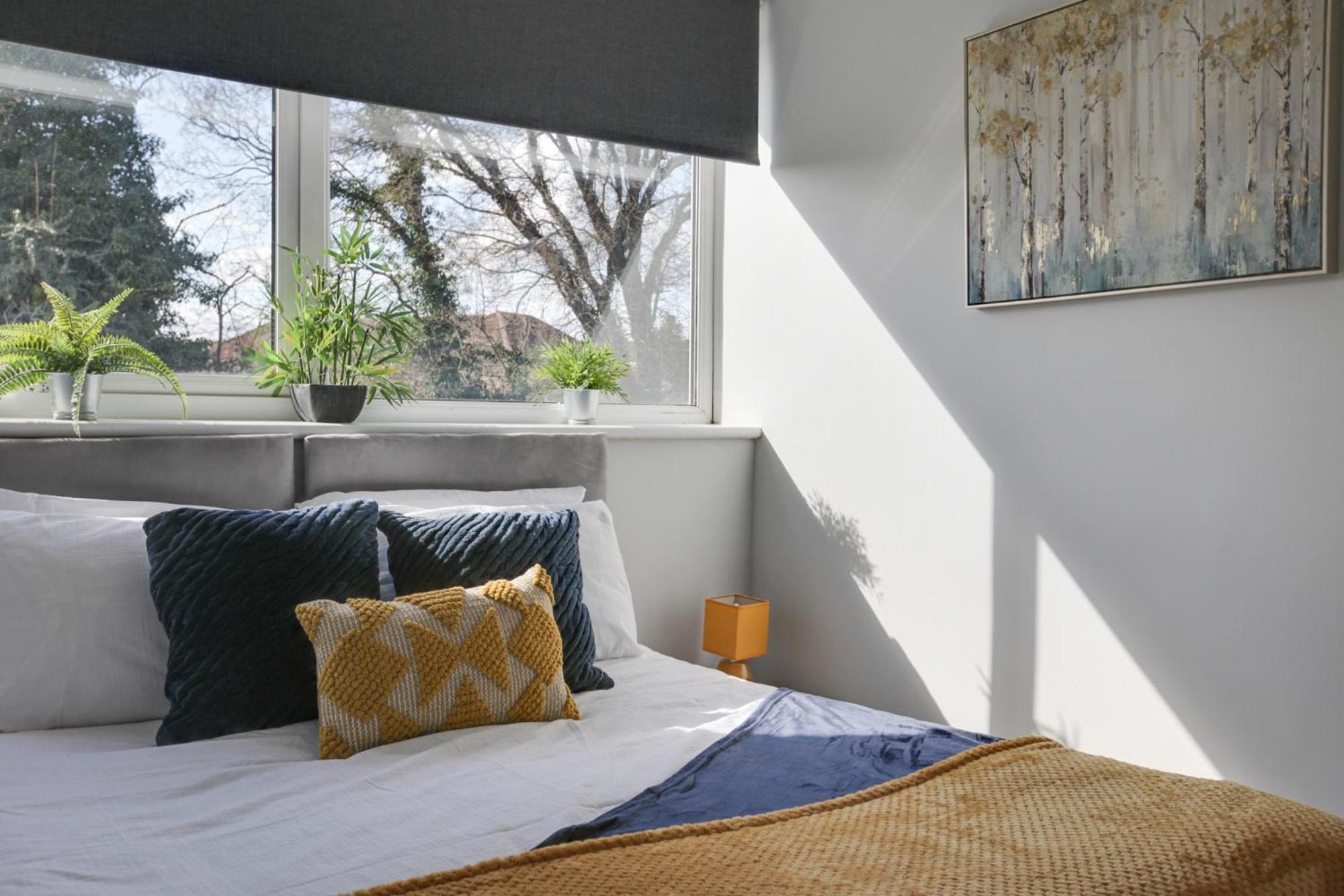 Niche Sunrise Townhouse Villa Челмсфорд Екстериор снимка